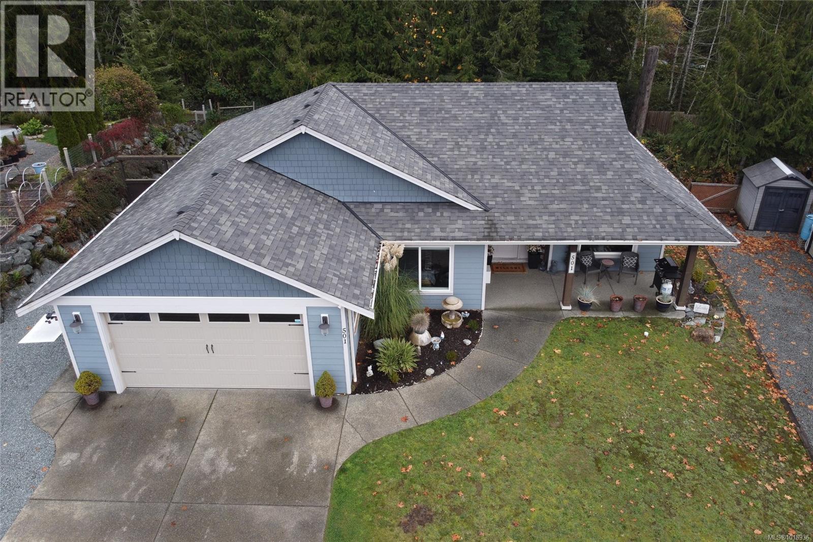 501 Mountain View Dr, Lake Cowichan