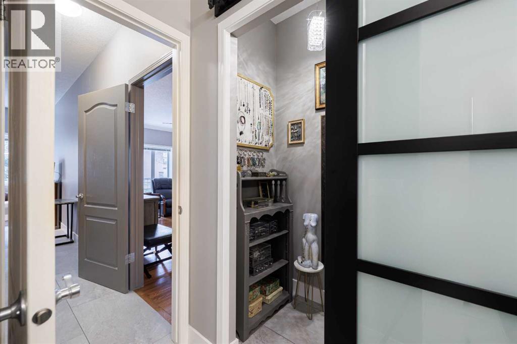 Single Family House for Sale in  Shannon Estates Terrace SW Shawnessy Calgary 