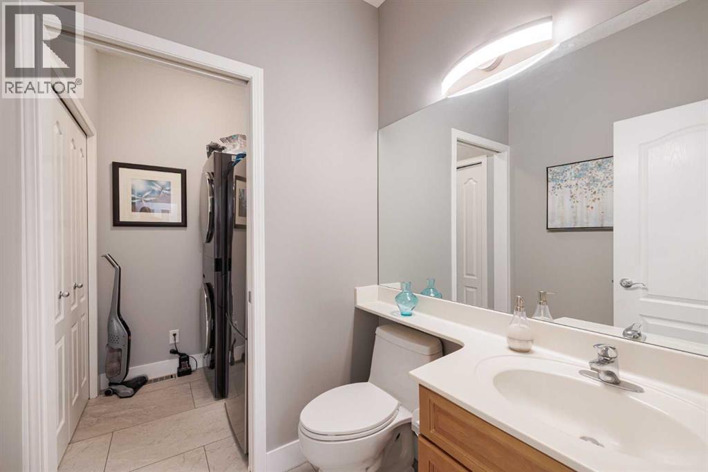 Single Family House for Sale in  Shannon Estates Terrace SW Shawnessy Calgary 