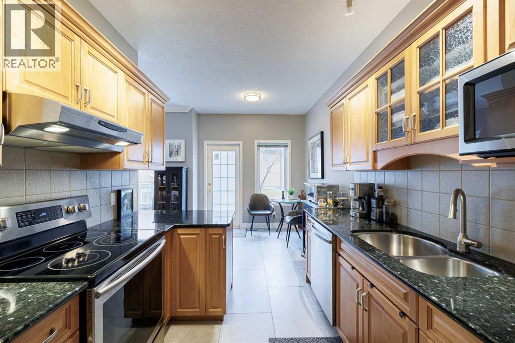 Single Family House for Sale in  Shannon Estates Terrace SW Shawnessy Calgary 