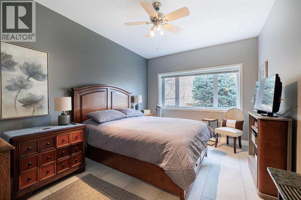 Single Family House for Sale in  Shannon Estates Terrace SW Shawnessy Calgary 