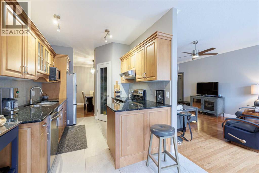 Single Family House for Sale in  Shannon Estates Terrace SW Shawnessy Calgary 