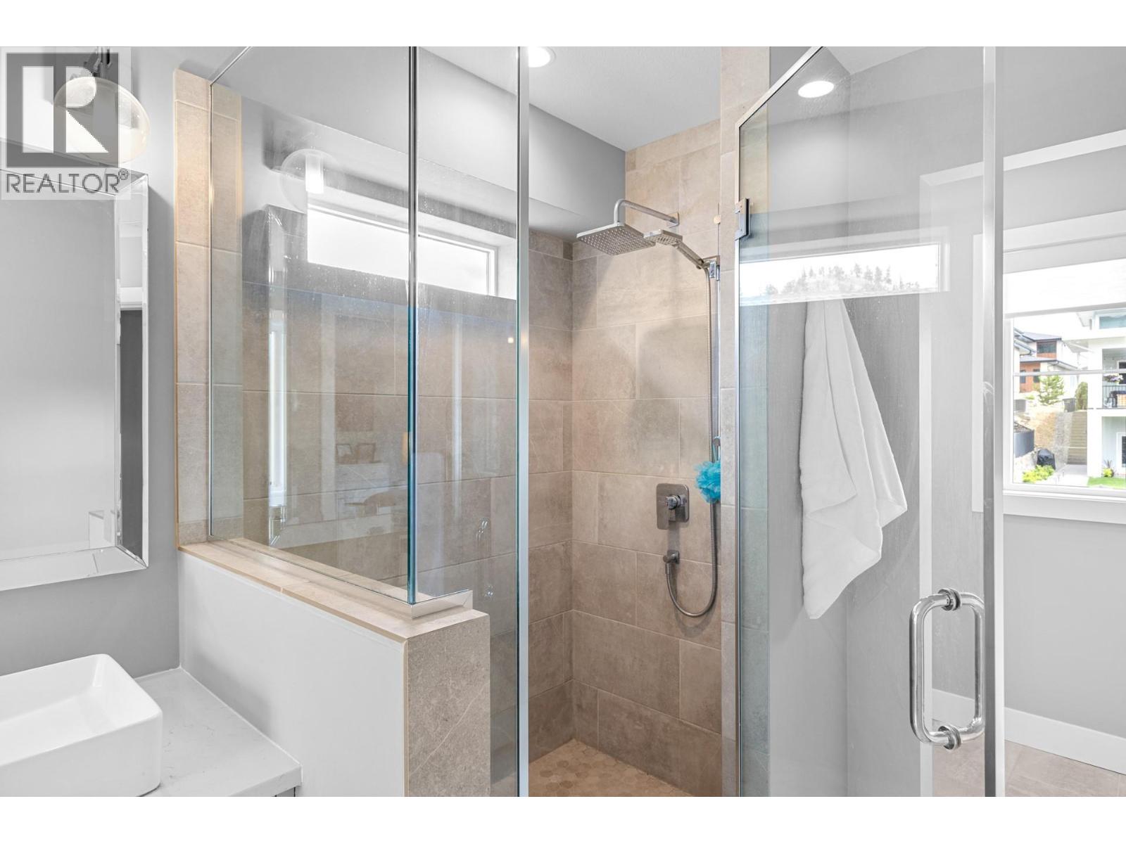  174 Echo Ridge Drive, Kelowna