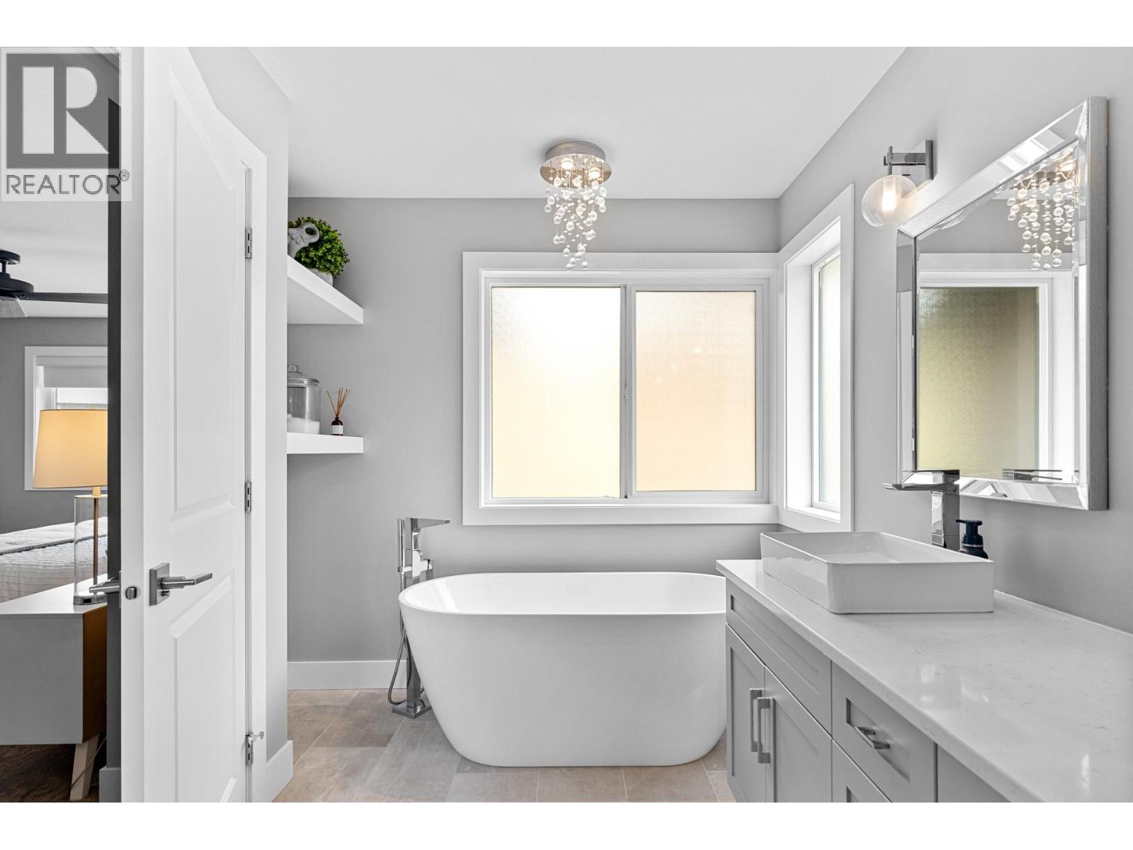  174 Echo Ridge Drive, Kelowna