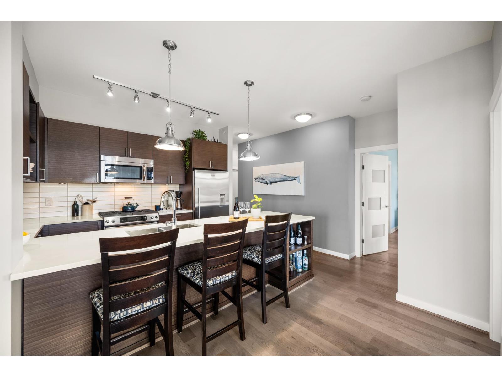 PH2 1333 WINTER STREET, White Rock