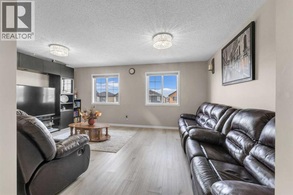 Single Family House for Sale in  Saddlecrest Park NE Saddle Ridge Calgary 