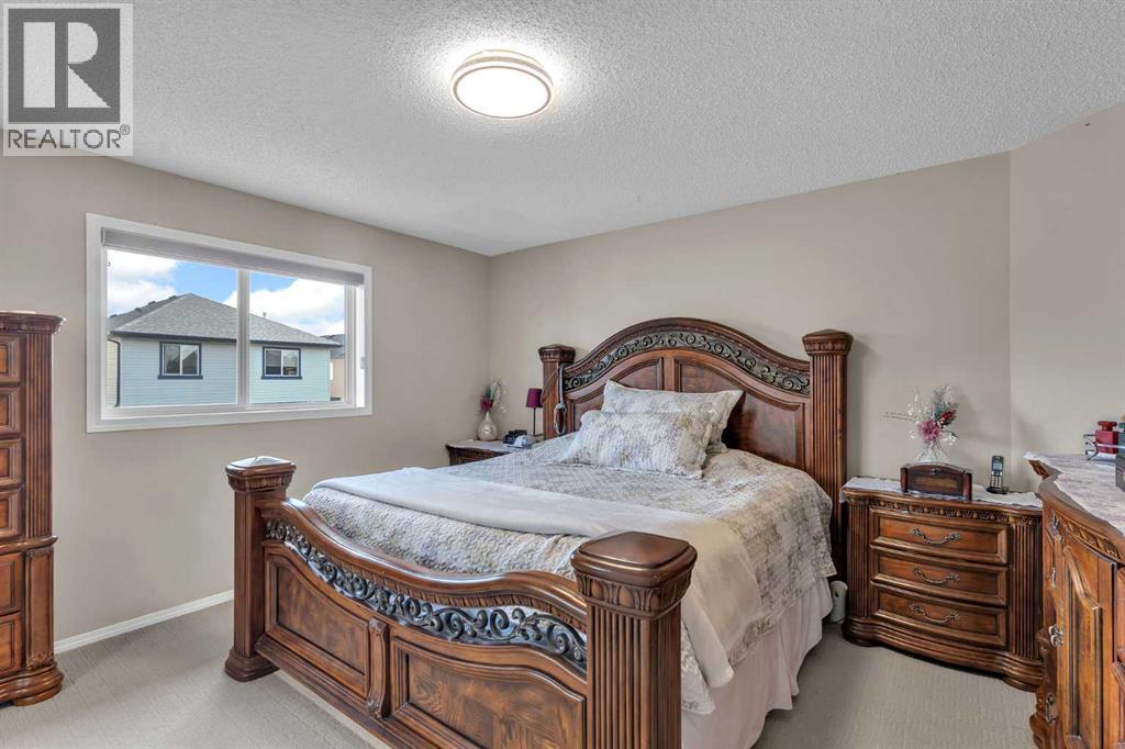 Single Family House for Sale in  Saddlecrest Park NE Saddle Ridge Calgary 