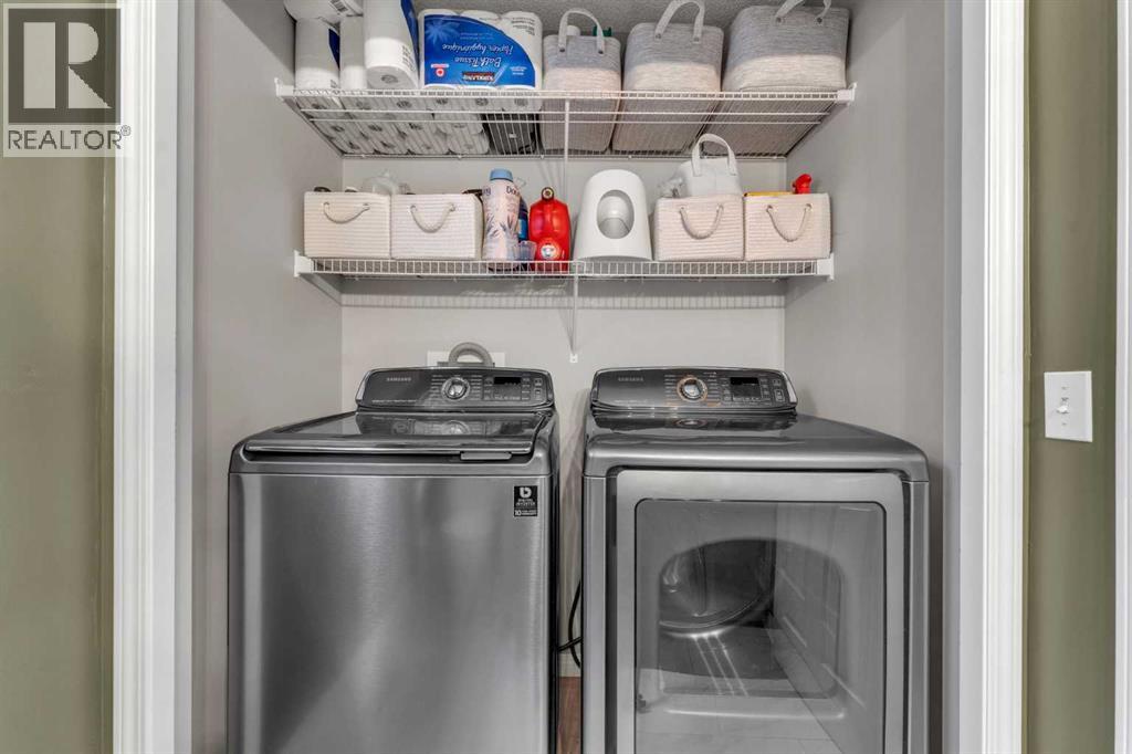 Single Family House for Sale in  Saddlecrest Park NE Saddle Ridge Calgary 