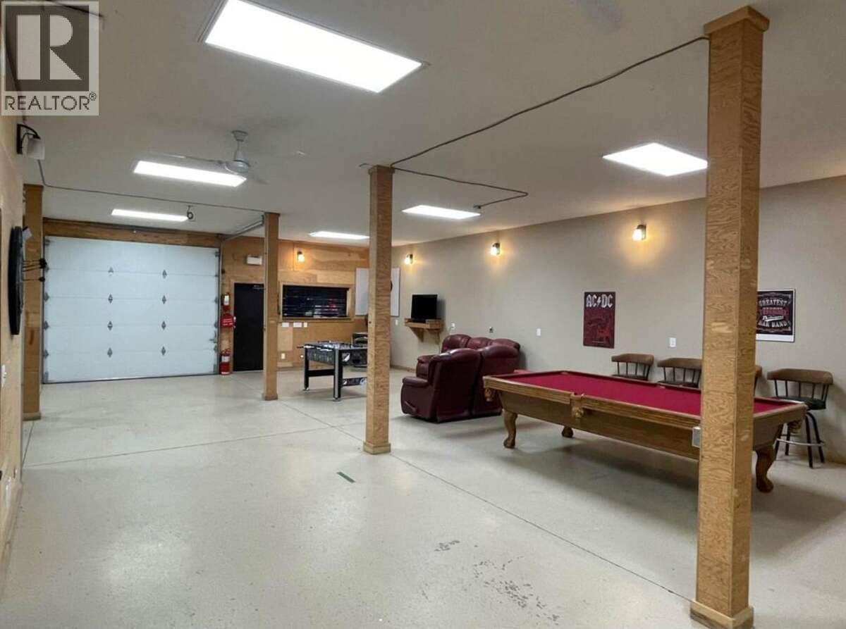 9200 Shale Avenue, Summerland