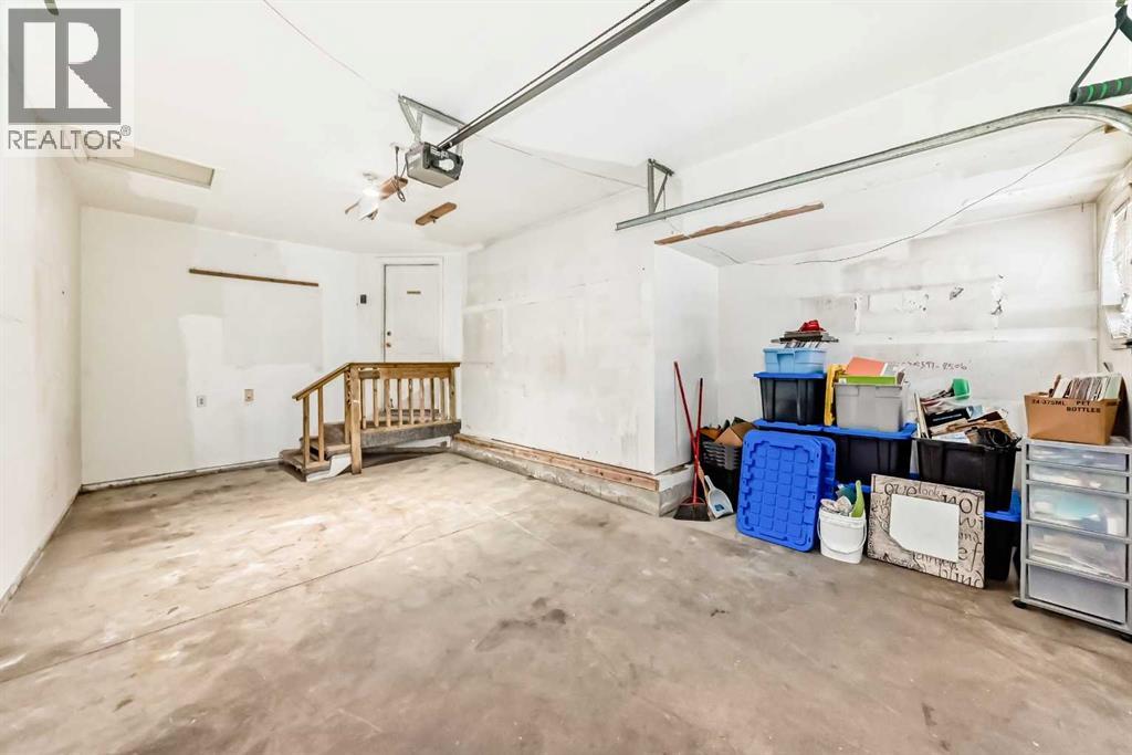 135 Kemp Avenue, Red Deer