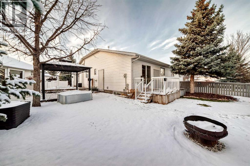 135 Kemp Avenue, Red Deer
