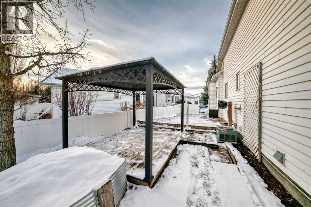 135 Kemp Avenue, Red Deer
