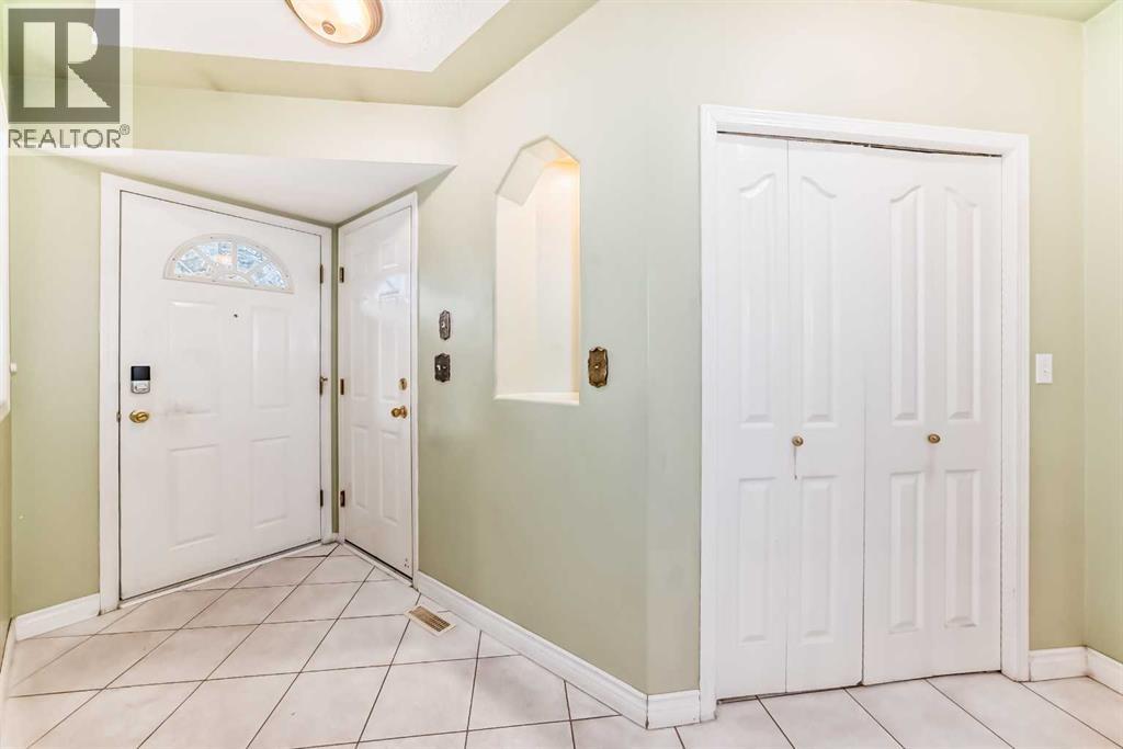 135 Kemp Avenue, Red Deer