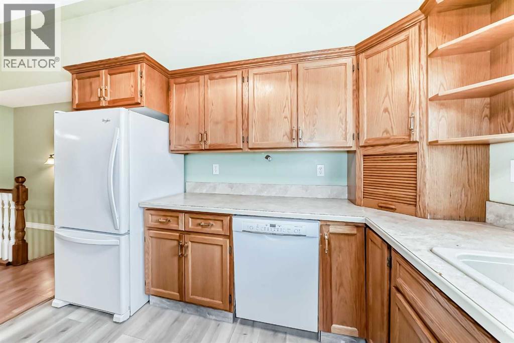 135 Kemp Avenue, Red Deer