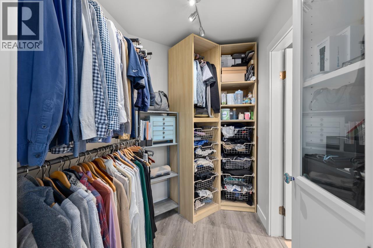 6 2880 W 33RD AVENUE, Vancouver