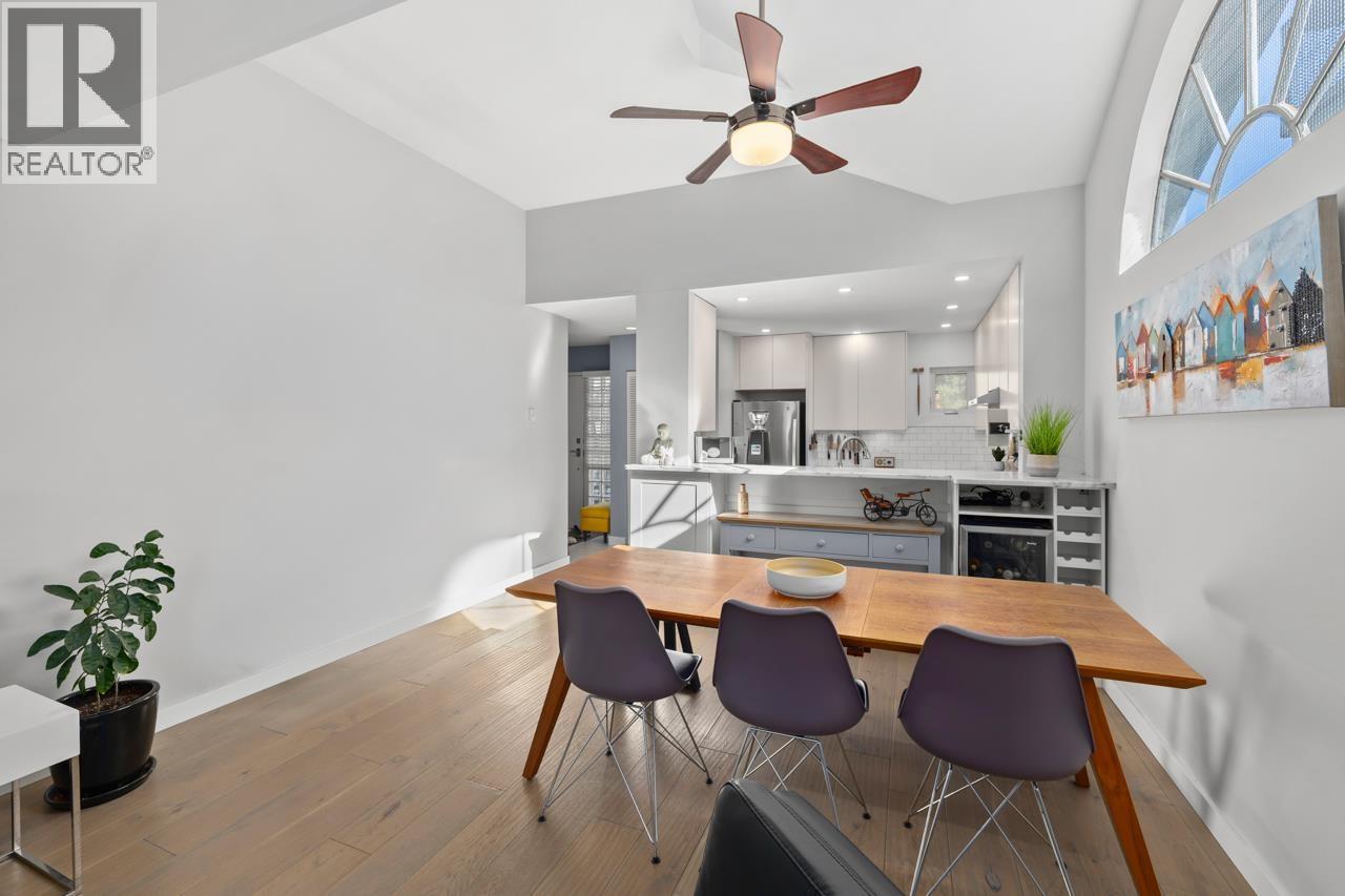 6 2880 W 33RD AVENUE, Vancouver