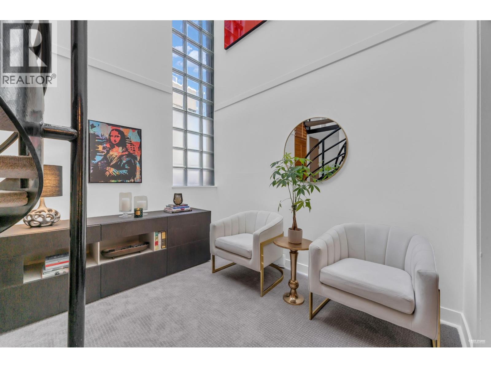 2243 OAK STREET, Vancouver