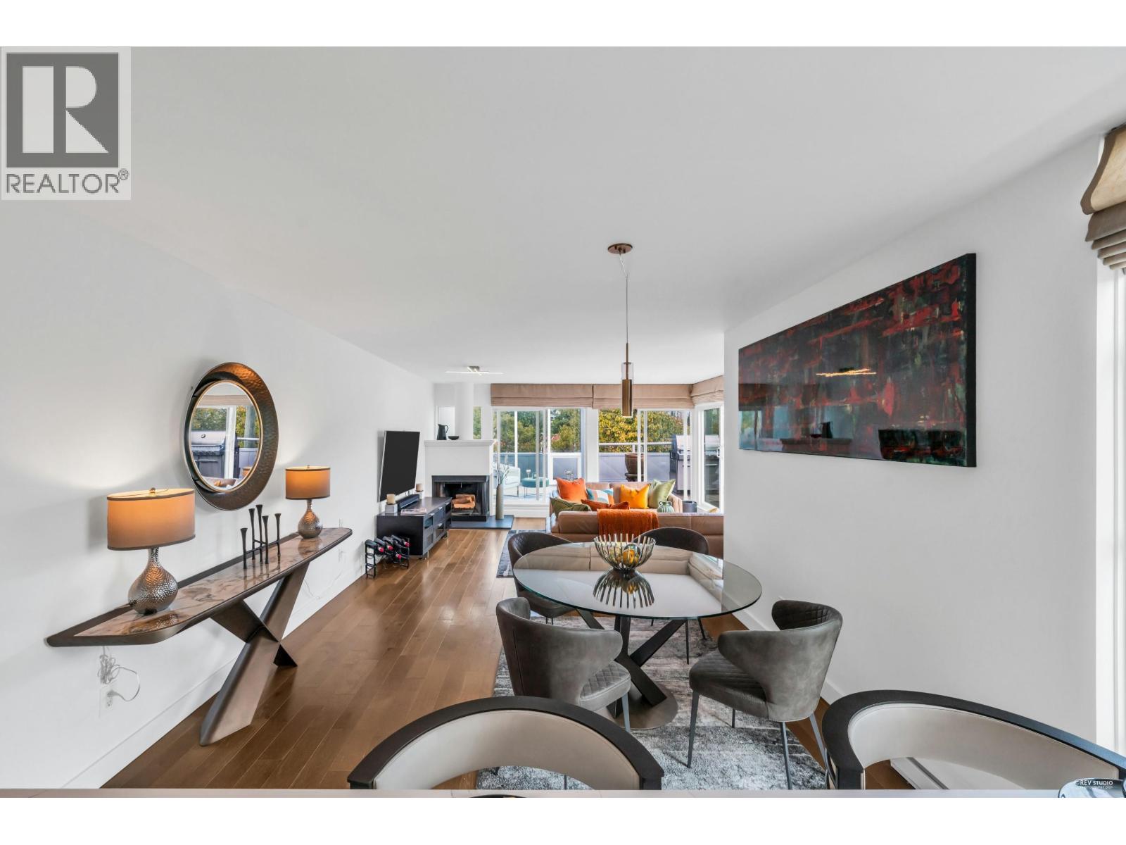 2243 OAK STREET, Vancouver