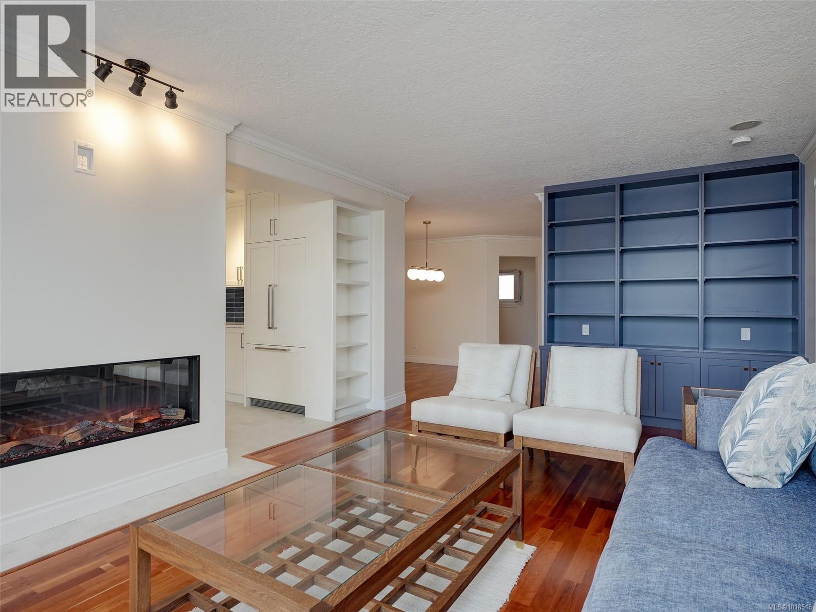 803 75 Songhees Road, Victoria