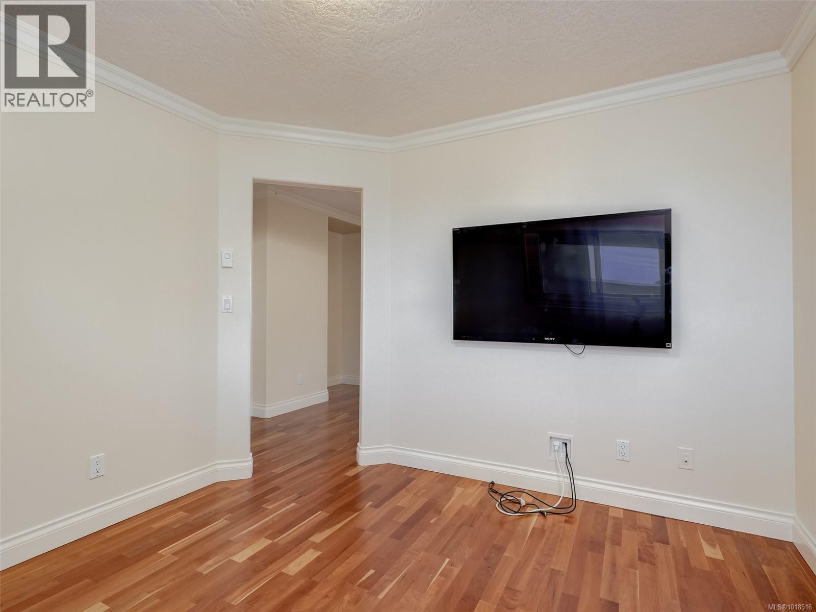 803 75 Songhees Road, Victoria