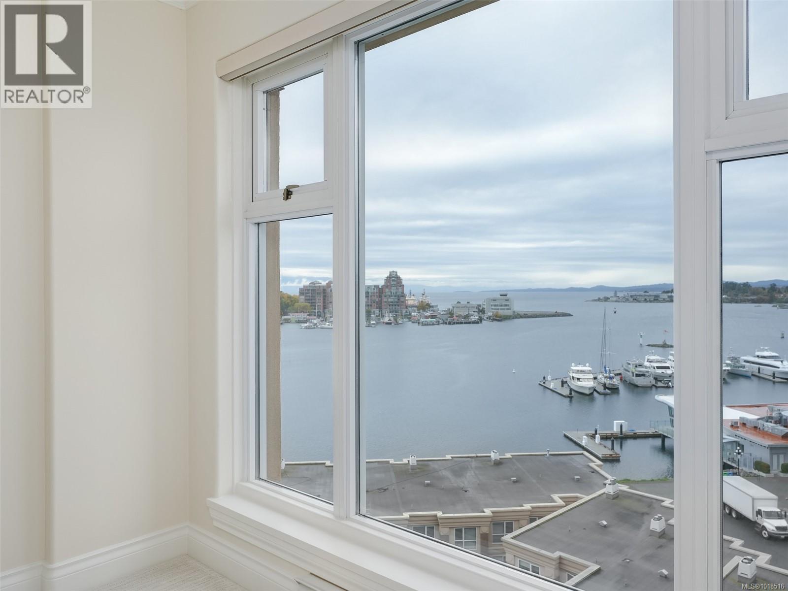 803 75 Songhees Road, Victoria