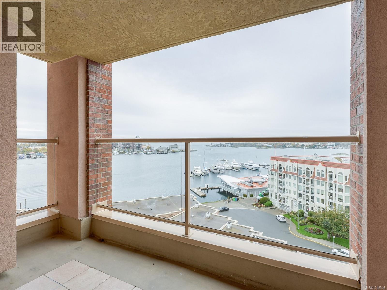 803 75 Songhees Road, Victoria