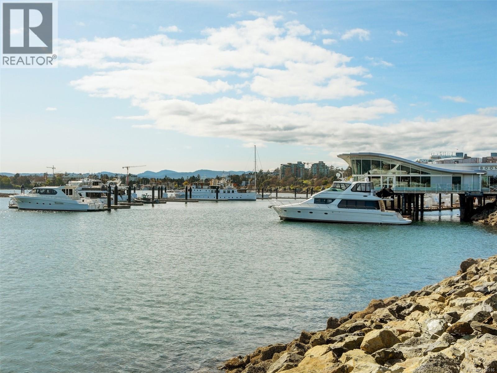 803 75 Songhees Road, Victoria