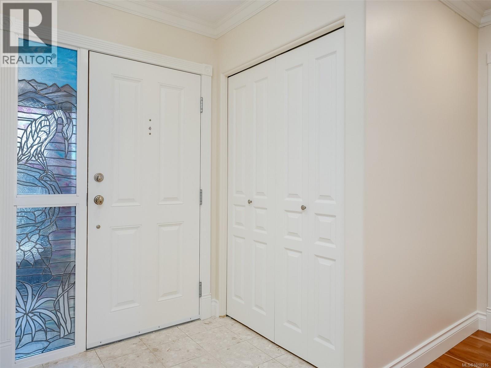 803 75 Songhees Road, Victoria