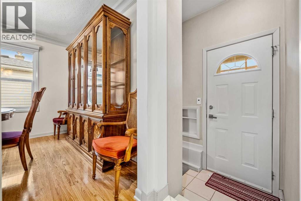 Single Family House Bungalow for Sale in  Richland Road NE Renfrew Calgary 