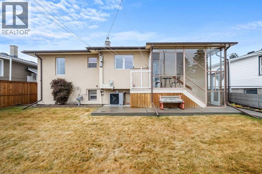 Single Family House Bungalow for Sale in  Richland Road NE Renfrew Calgary 