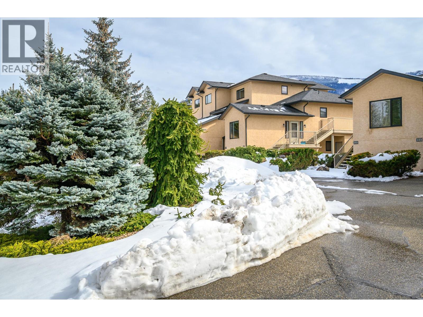 202 3473 Lakeview Place, Enderby