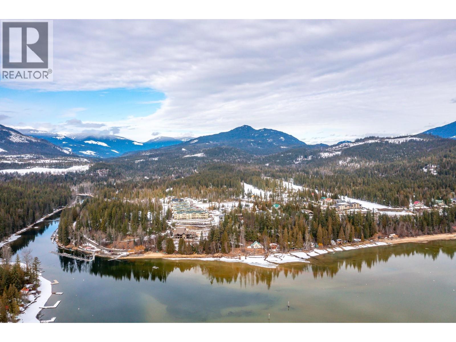 202 3473 Lakeview Place, Enderby