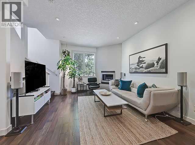 Single Family House for Sale in   Avenue NE Winston Heights/Mountview Calgary 