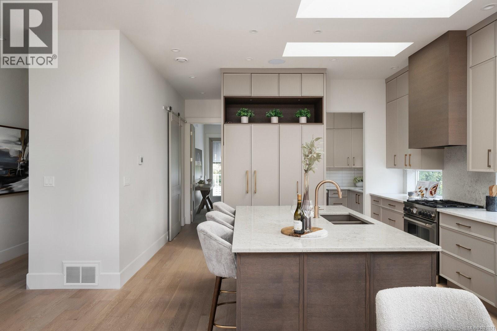  2639 Victor Street, Victoria