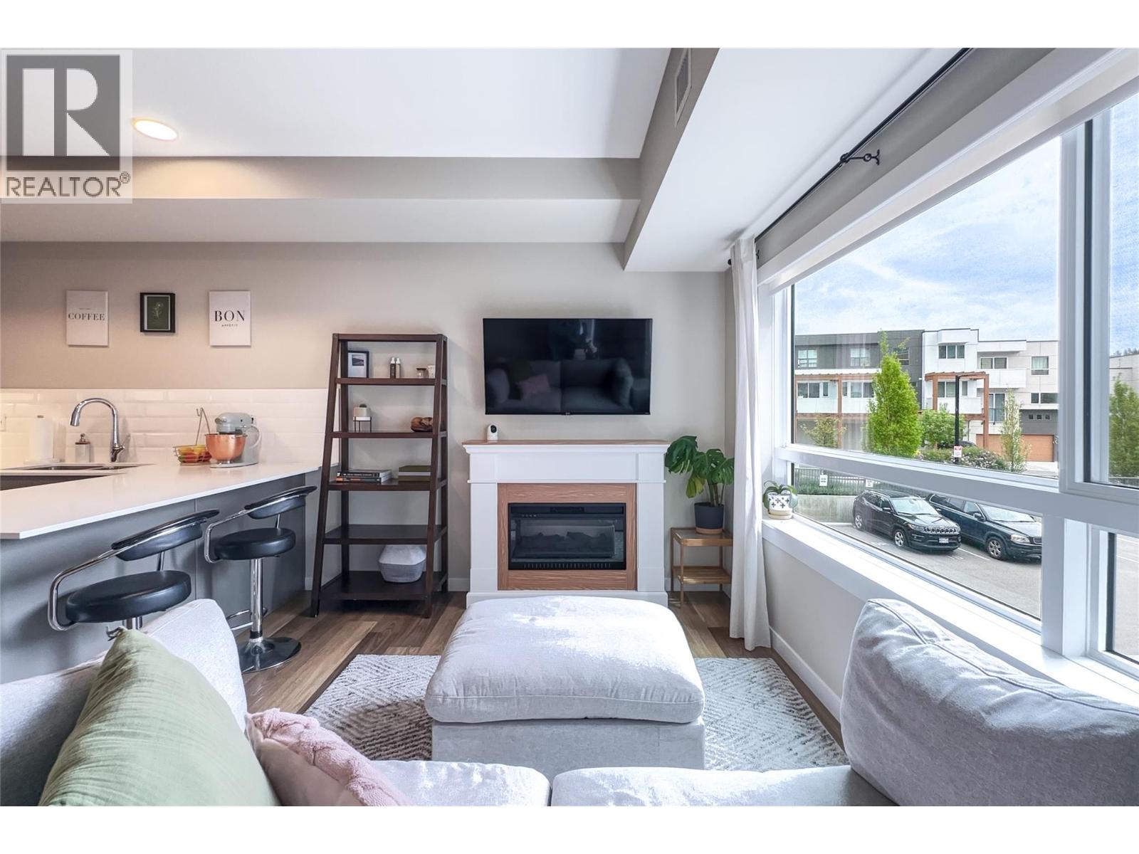 219 722 Valley Road, Kelowna