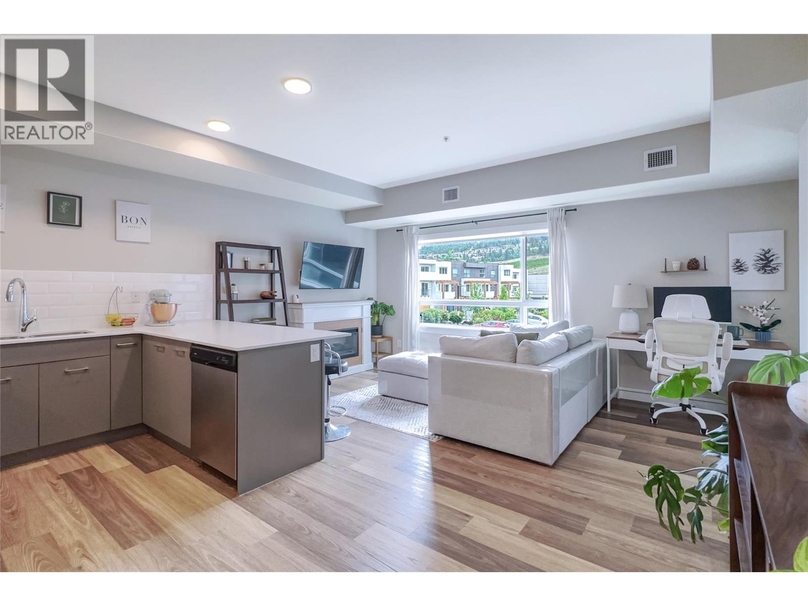 219 722 Valley Road, Kelowna