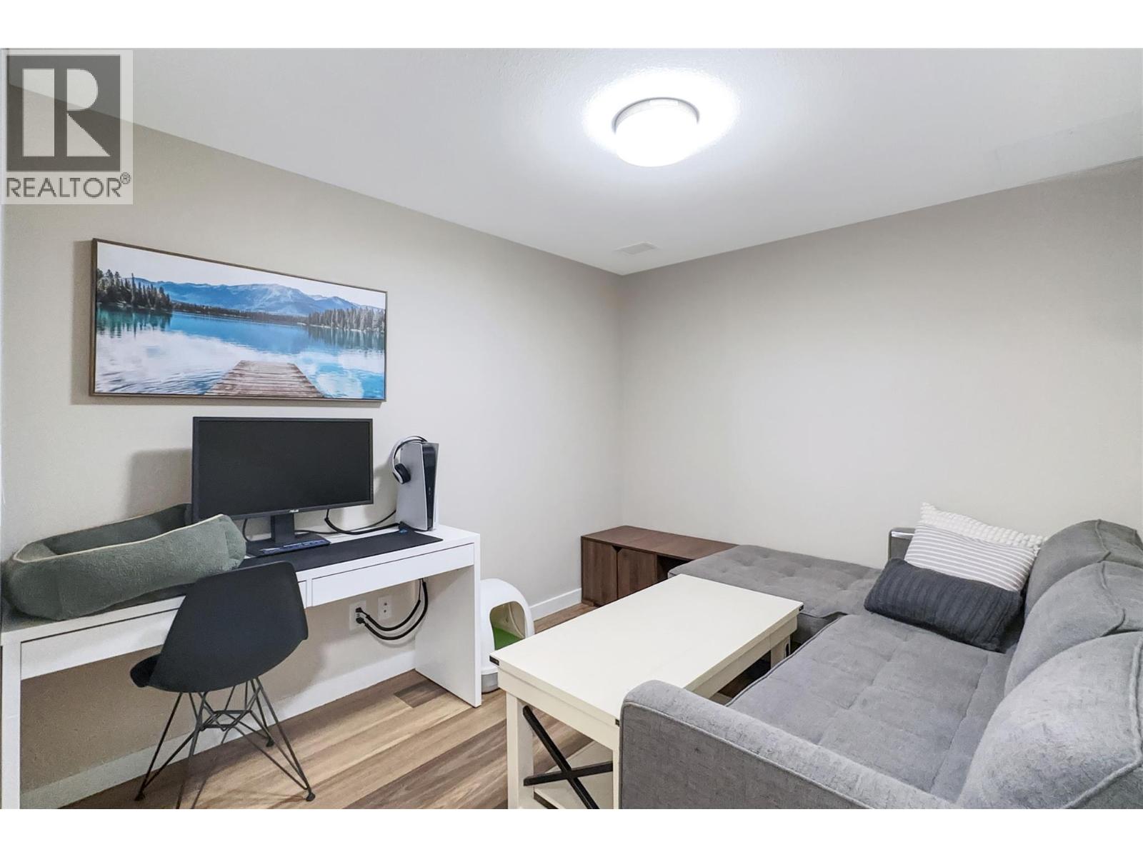 219 722 Valley Road, Kelowna