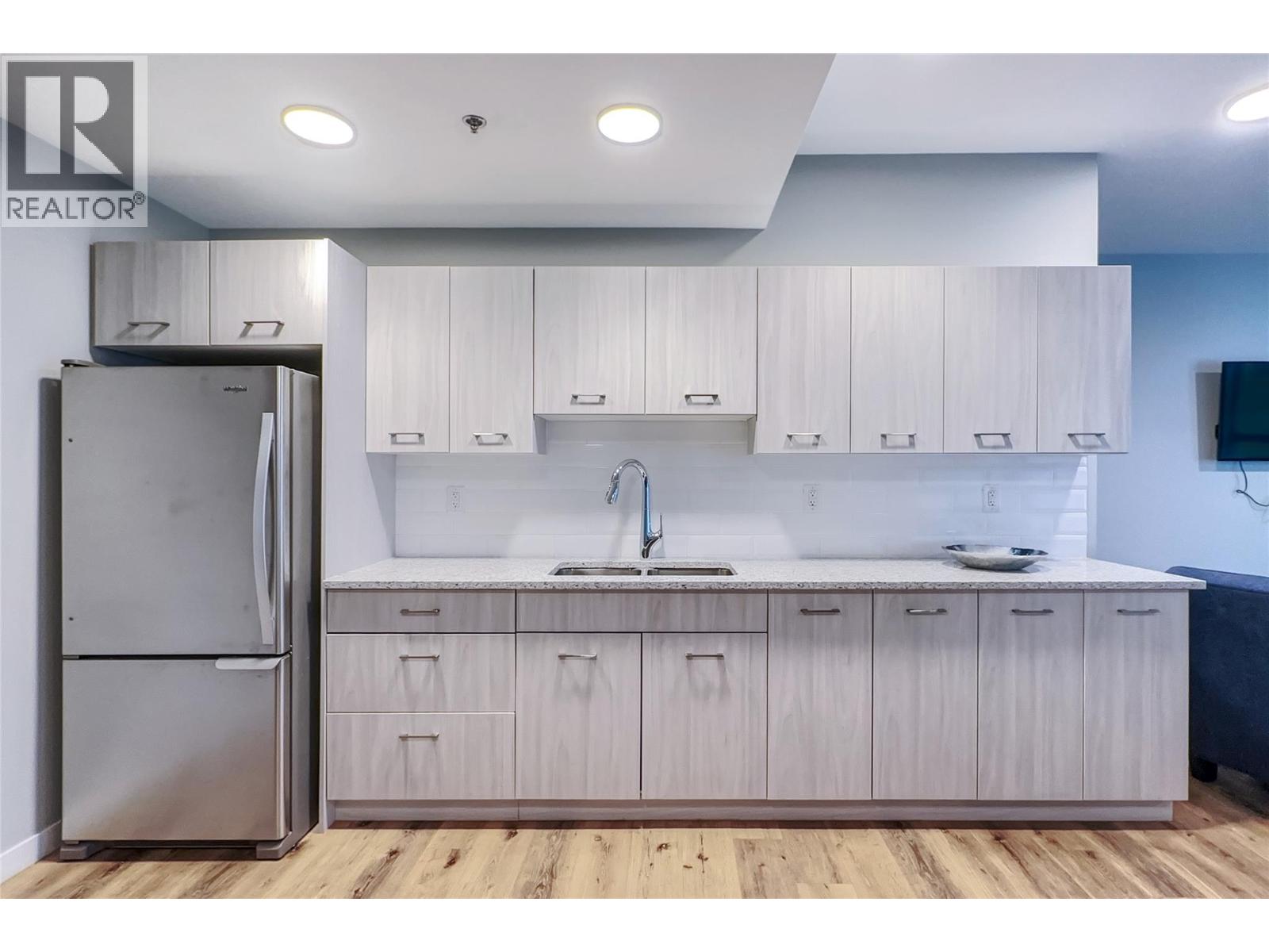 219 722 Valley Road, Kelowna