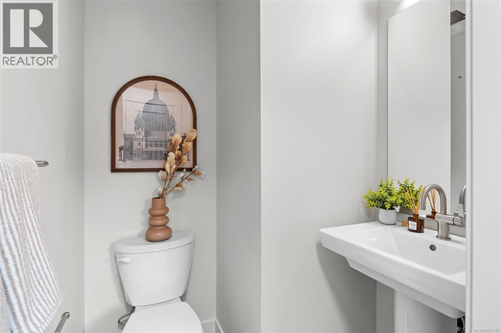 3769 Producers Way, Colwood