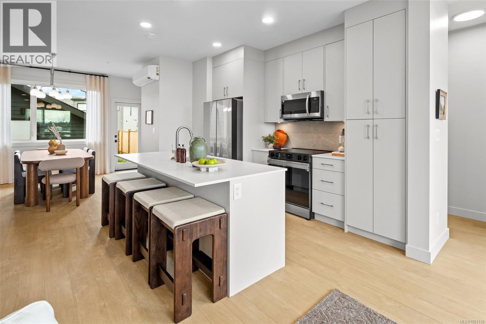 3761 Producers Way, Colwood