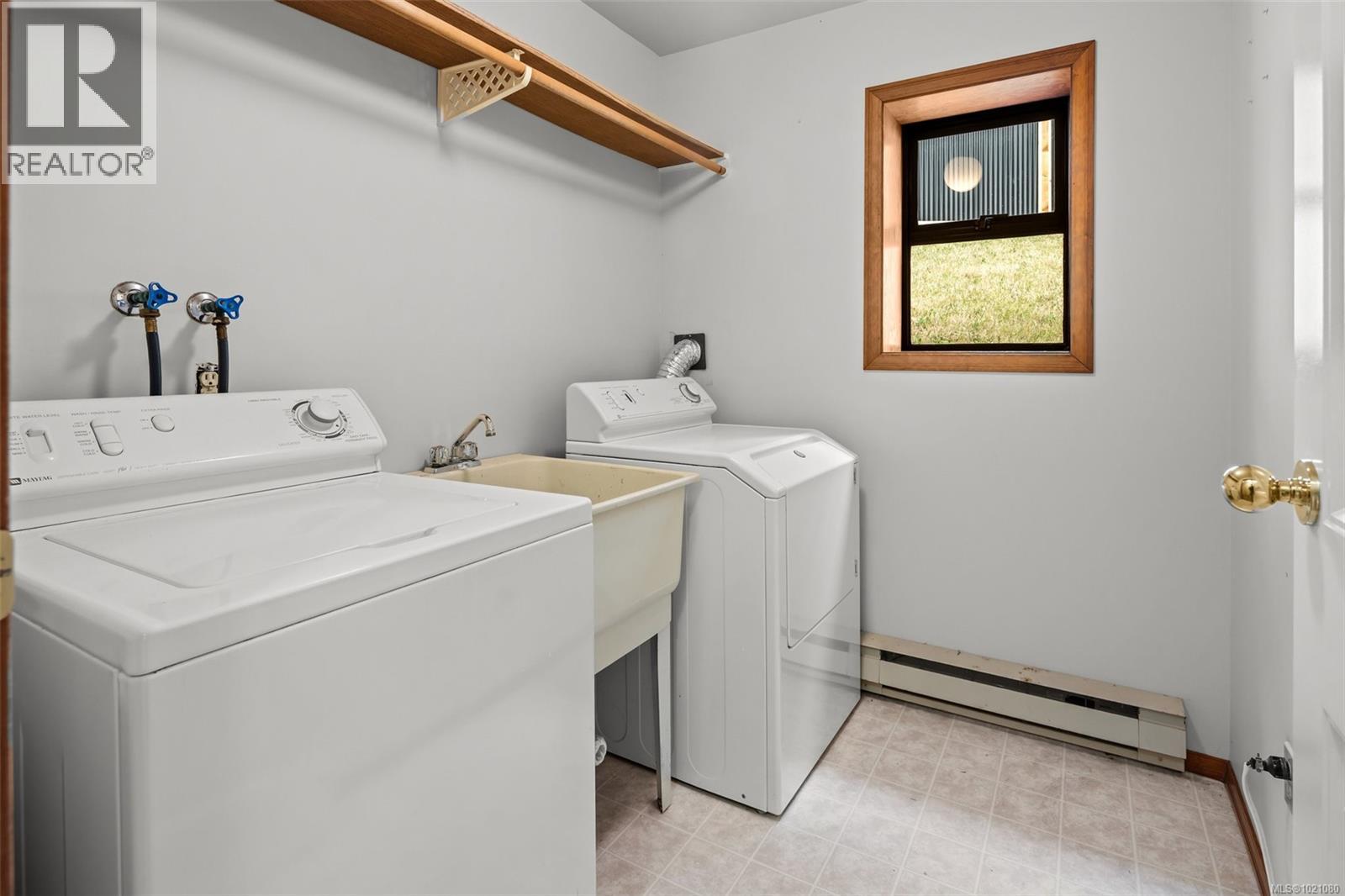 3383 St. Troy Pl, Colwood