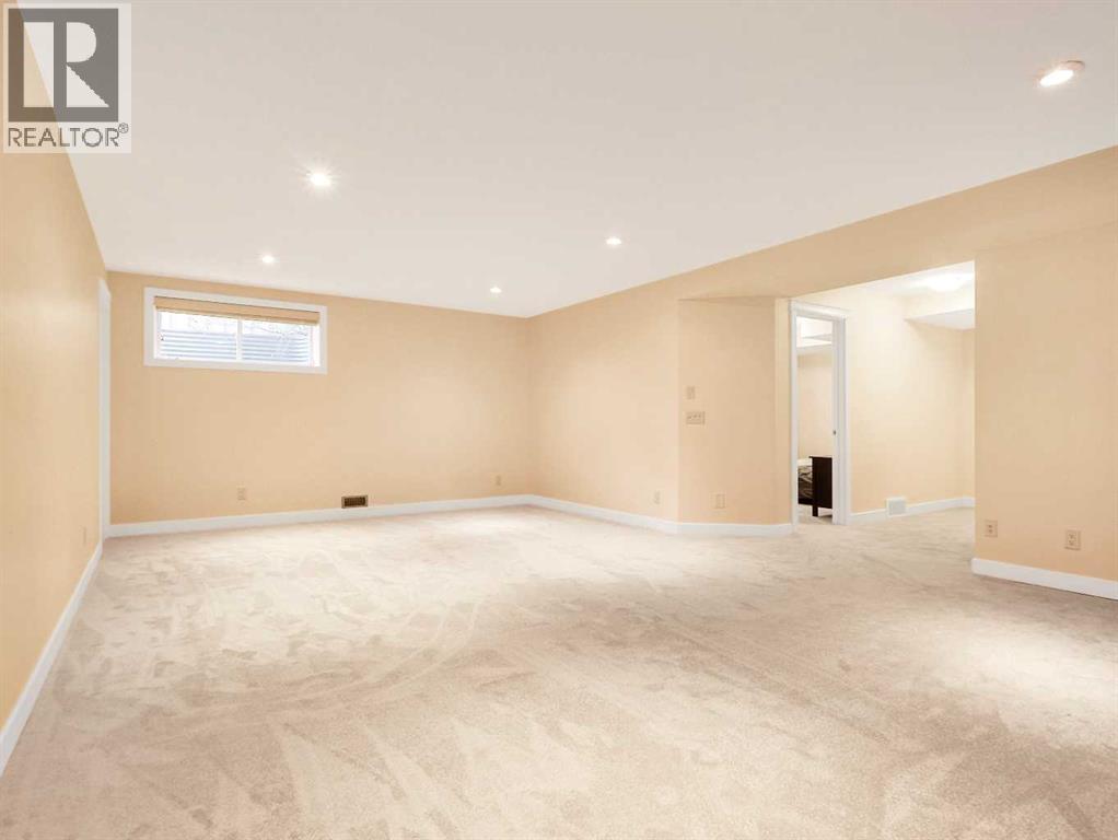 Single Family House for Sale in  Elgin Meadows Green SE McKenzie Towne Calgary 