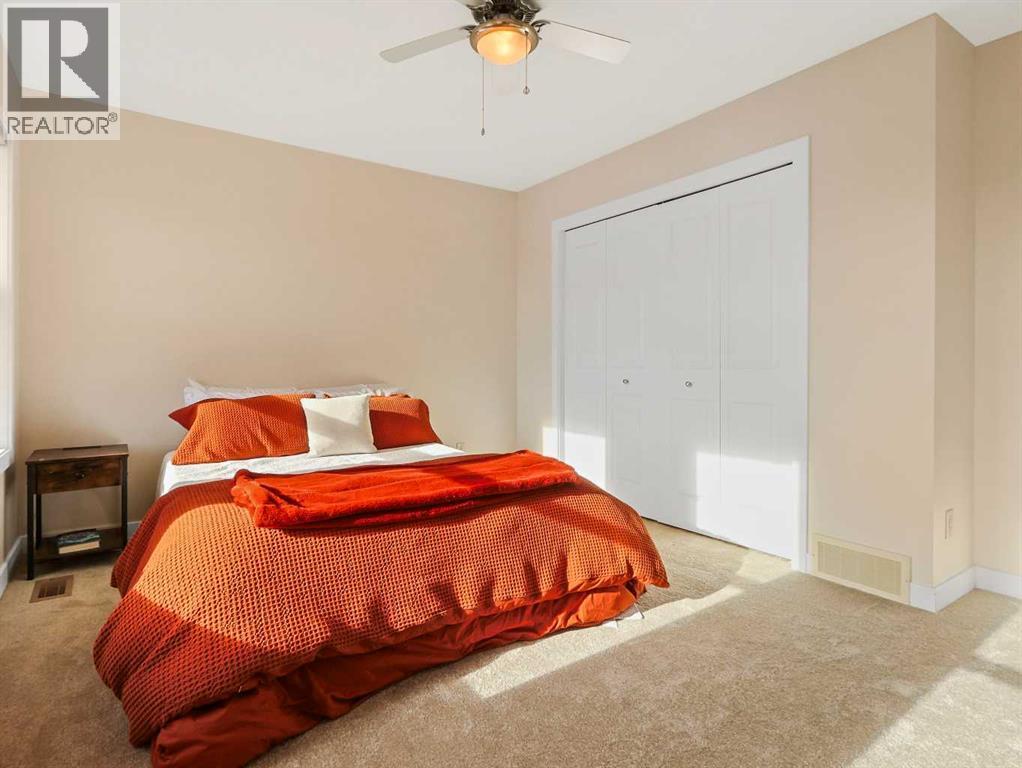 Single Family House for Sale in  Elgin Meadows Green SE McKenzie Towne Calgary 