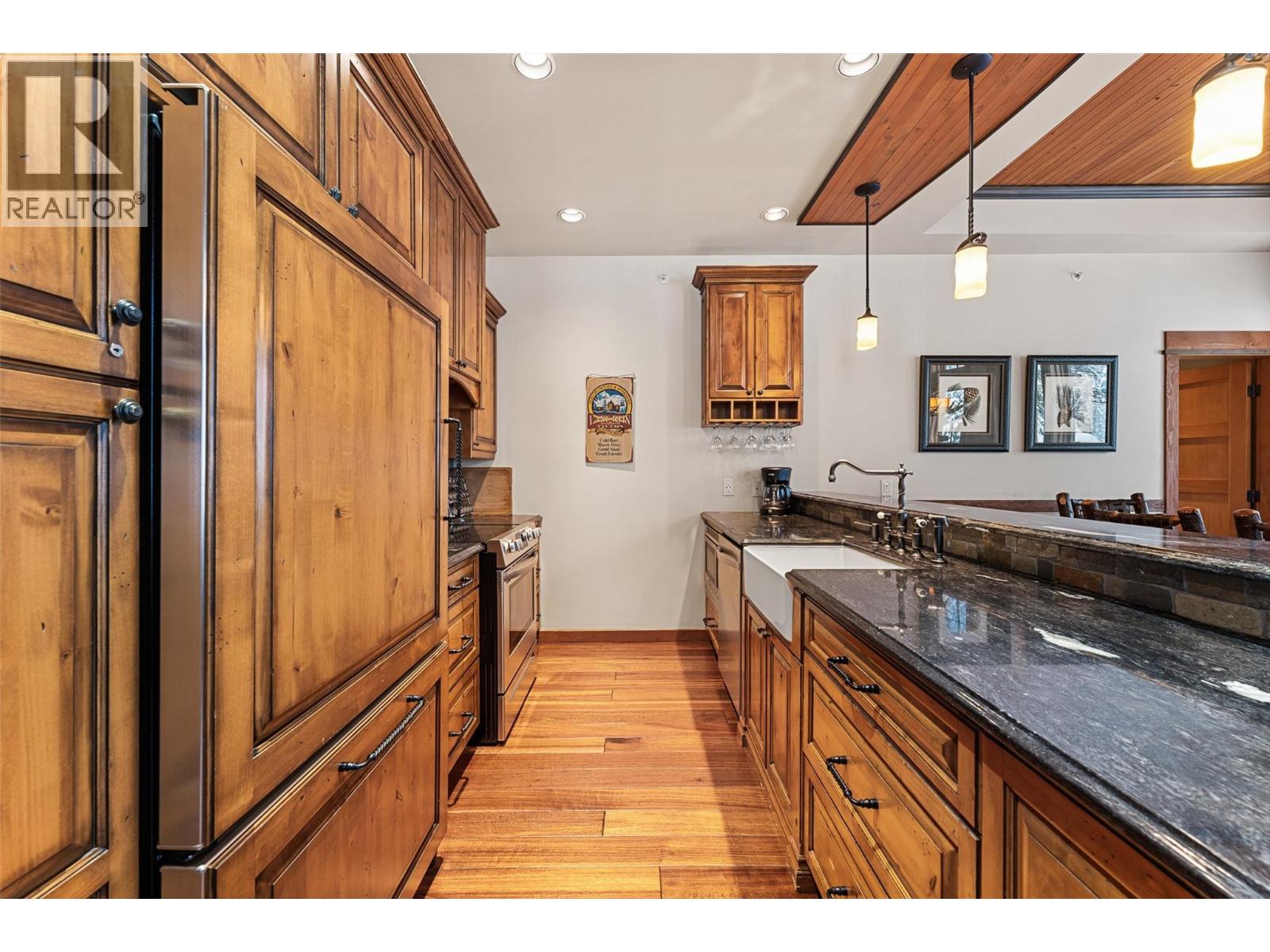 14 255 Feathertop Way, Big White