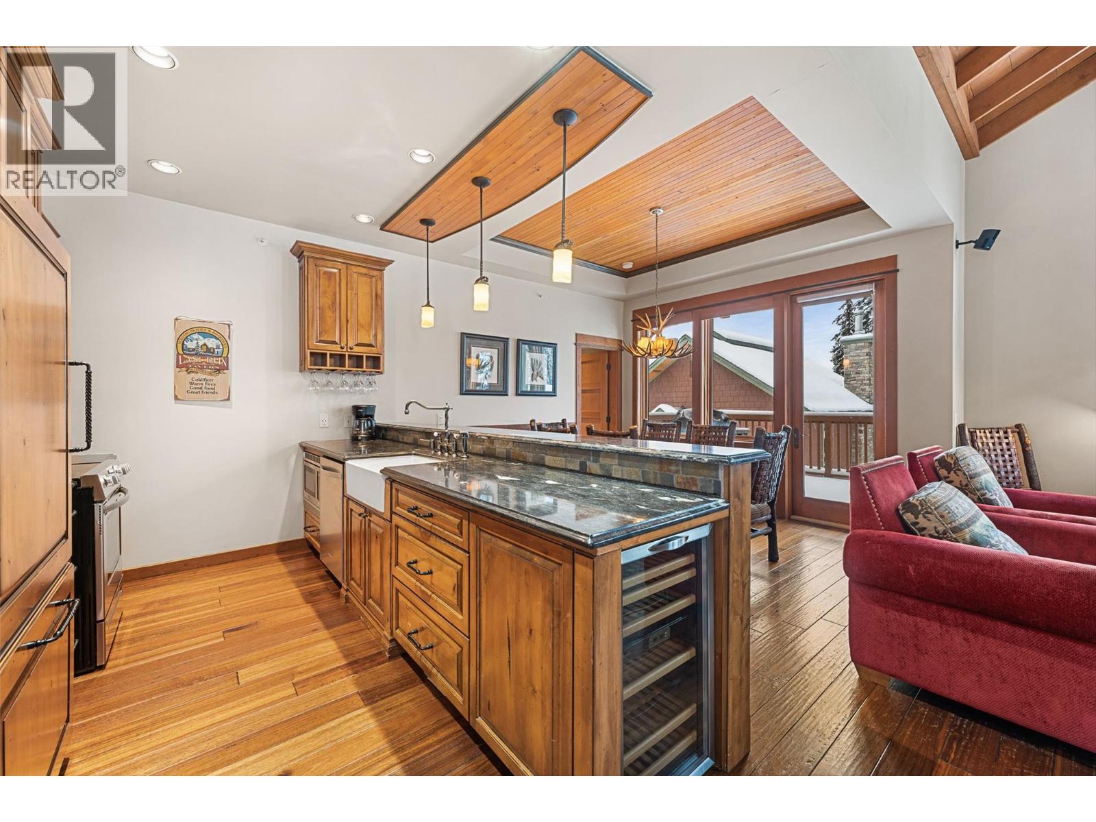 14 255 Feathertop Way, Big White