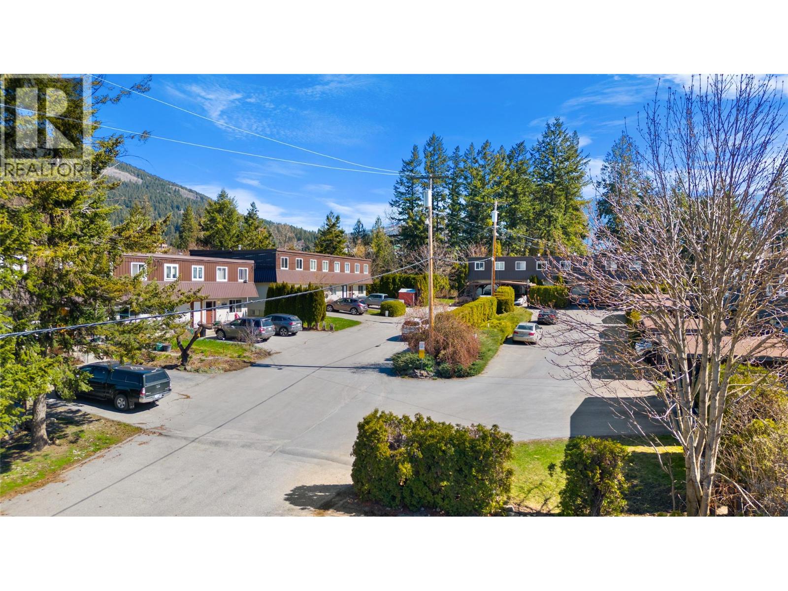 924 Dogwood Street, Creston