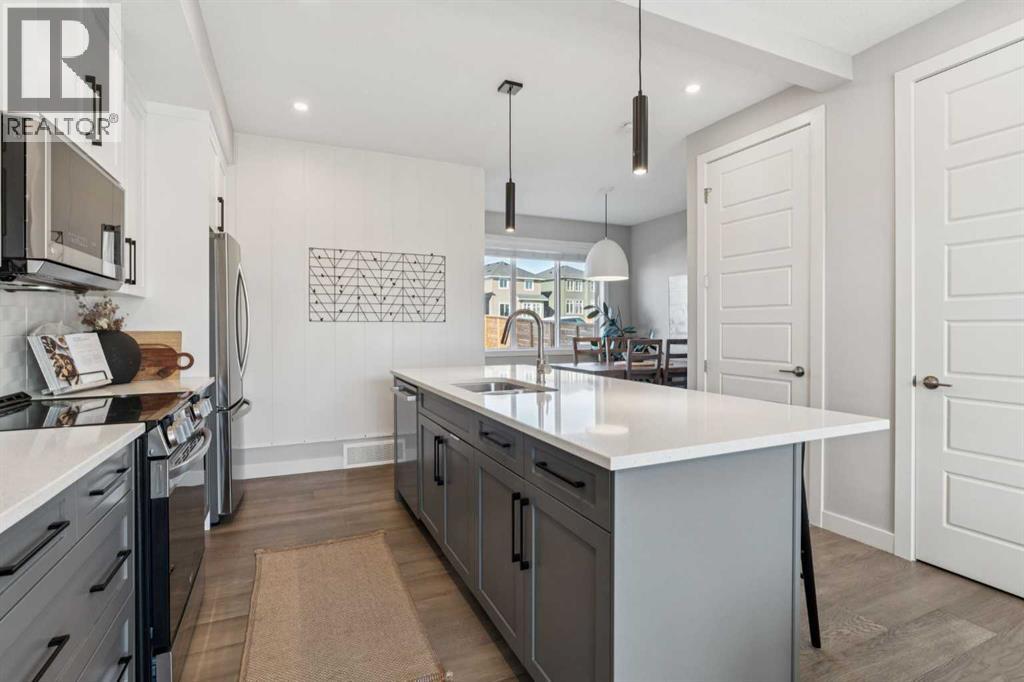 377 Sundown Road, Cochrane