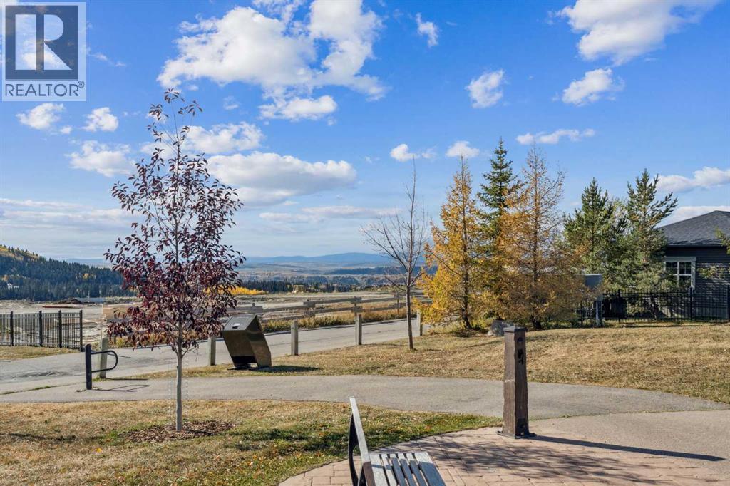 377 Sundown Road, Cochrane