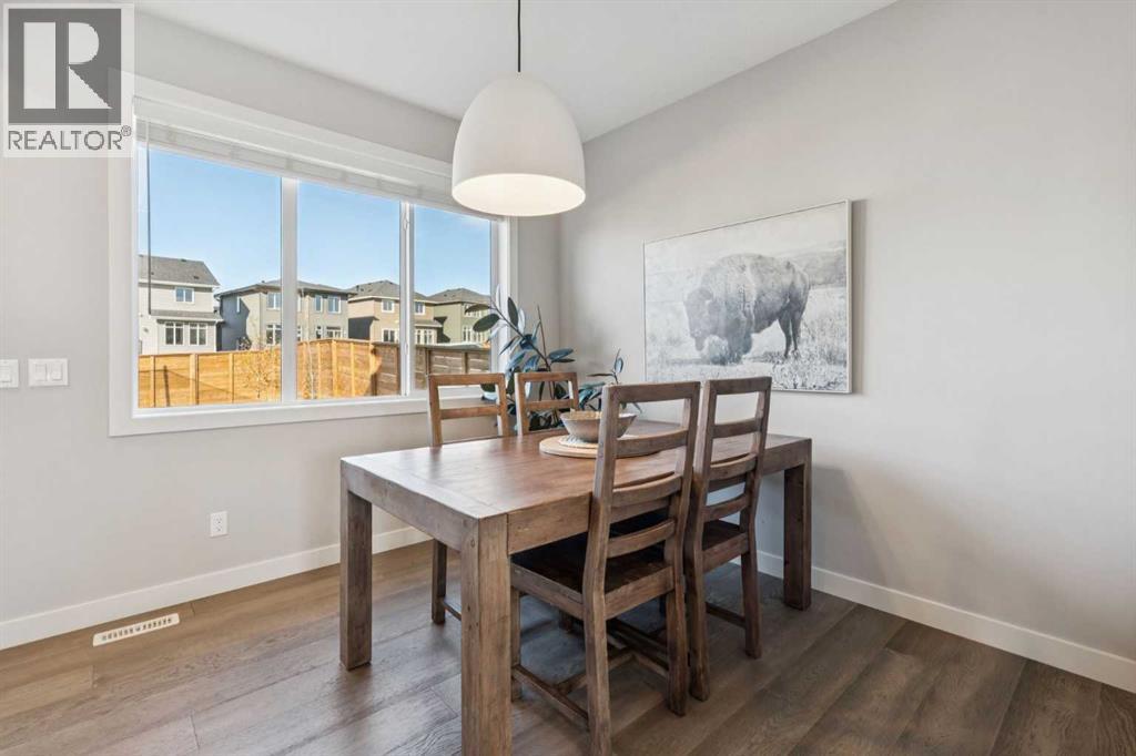 377 Sundown Road, Cochrane