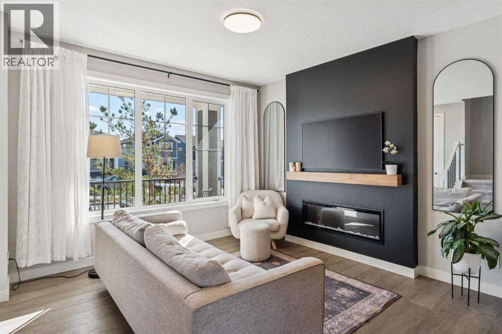 377 Sundown Road, Cochrane